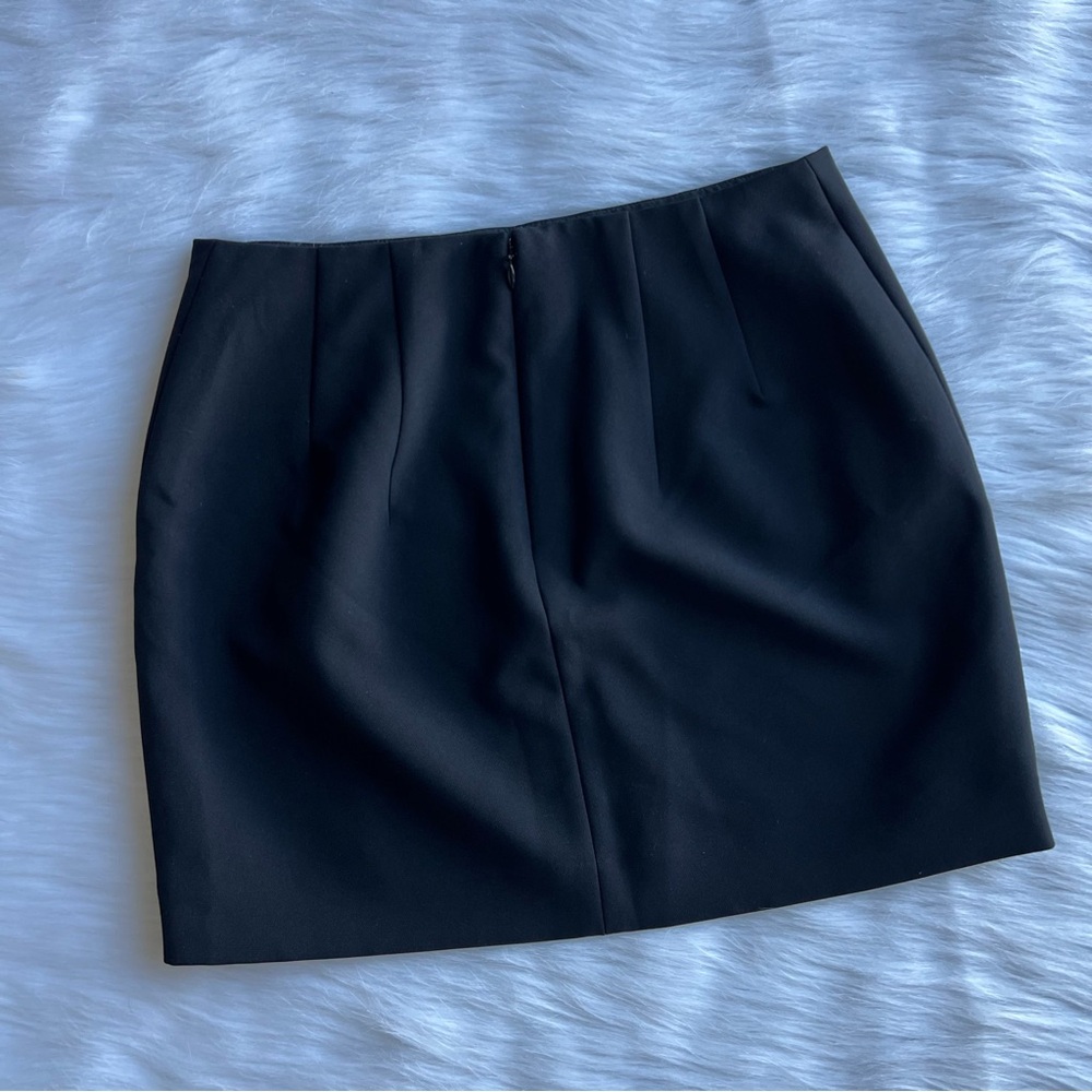 ❌SOLD❌Express black skirt